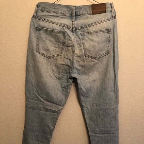 The Perfect Summer Jean in Fitzgerald Wash - Picture 4 of 6